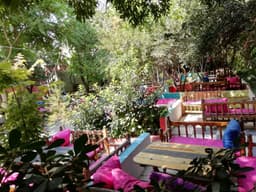 İzmir Çocuk Oyun Alanlı Kafe: En İyi Aile Mekanları 2026